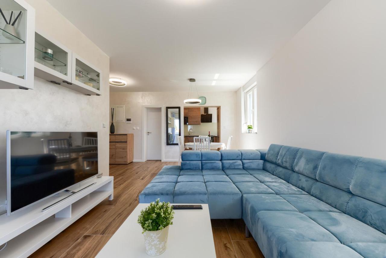 Moderan Kondominij + Terasa Zadar Ngoại thất bức ảnh